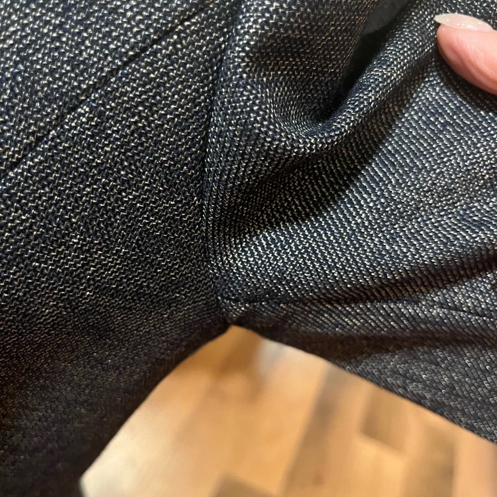 ESCADA Women Tailored Hourglass Blazer in Grey Wool - Picture 12 of 15